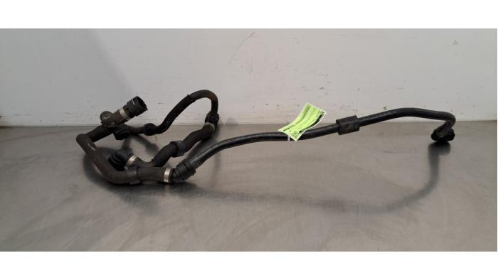 Radiator hose Mercedes C-Klasse