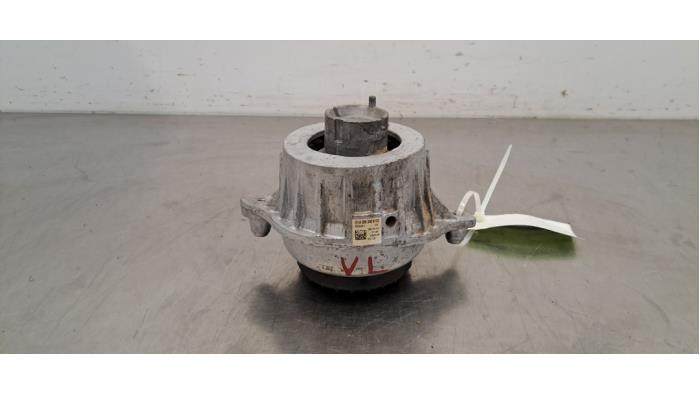 Engine mount Mercedes C-Klasse