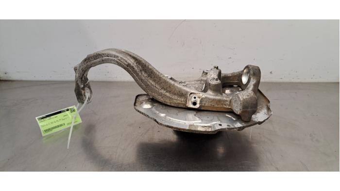Fusee rechts-voor Mercedes C-Klasse