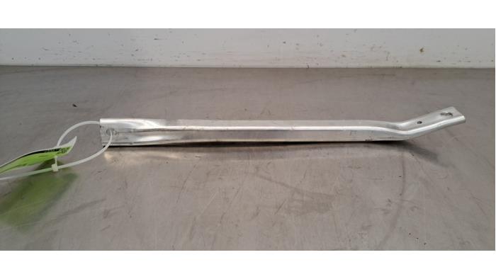 Frontdeel steun Audi A4