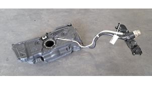 Gebruikte Tank Audi Q3 (F3B) 2.0 35 TDI 16V Prijs € 266,20 Inclusief btw aangeboden door Autohandel Didier