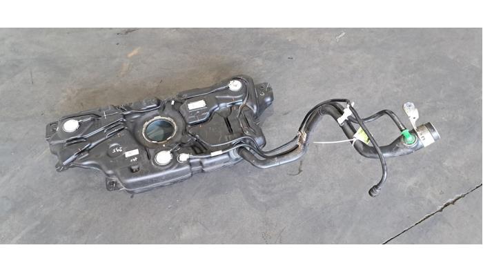 Réservoir de carburant Citroen DS4
