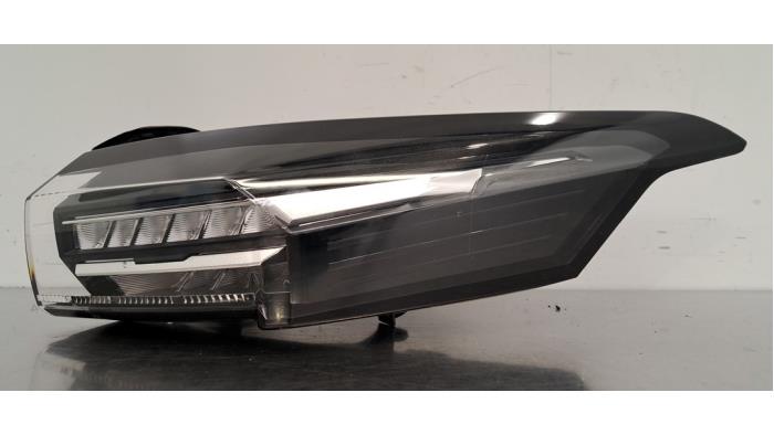 Luz trasera derecha Peugeot 308
