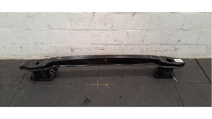 Bumperframe achter Mercedes C-Klasse