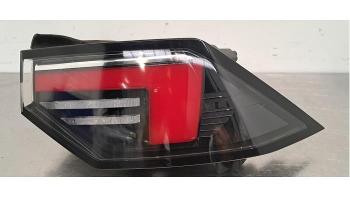 Luz trasera derecha Opel Astra