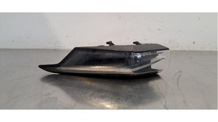 Luz trasera derecha Peugeot 408