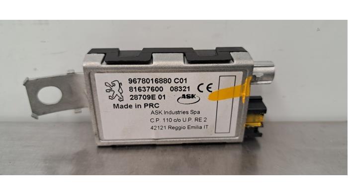 Antenne Versterker Peugeot 5008