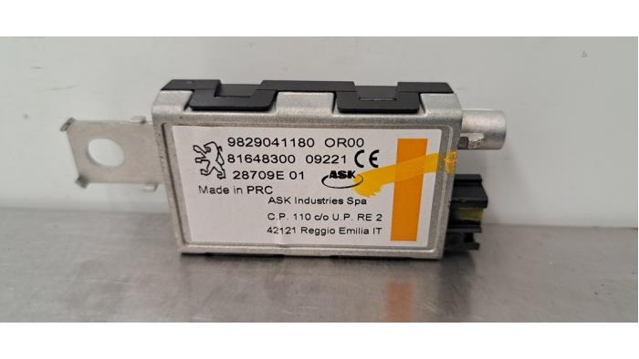 Antenne Versterker Peugeot 5008