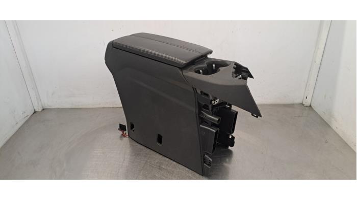 Armleuning Peugeot 5008