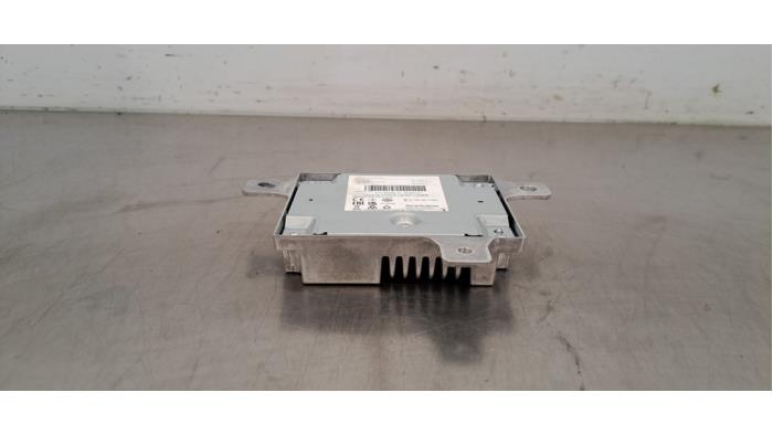 Radio versterker Citroen C4