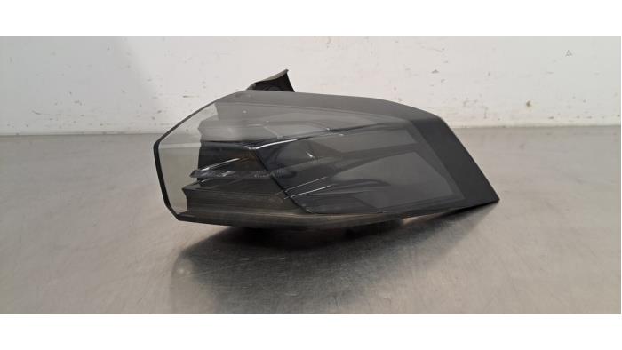 Tylne swiatlo pozycyjne prawe Peugeot 2008