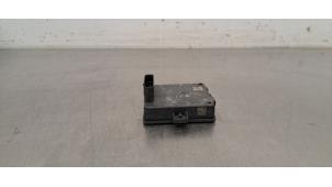 Gebruikte Radar sensor Peugeot 308 SW (F4/FC/FN/FR) 1.6 16V HYbrid 180 e-EAT8 Prijs € 296,45 Inclusief btw aangeboden door Autohandel Didier