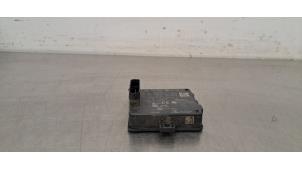 Gebruikte Radar sensor Peugeot 308 SW (F4/FC/FN/FR) 1.6 16V HYbrid 180 e-EAT8 Prijs € 296,45 Inclusief btw aangeboden door Autohandel Didier