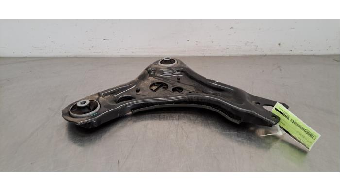 Draagarm links-voor Audi Q4
