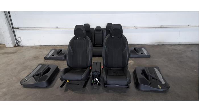 Kit revêtement (complet) Peugeot 308