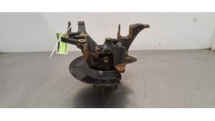 Gebruikte Fusee links-achter Ford Kuga II (DM2) 2.0 TDCi 16V 163 4x4 Prijs € 133,10 Inclusief btw aangeboden door Autohandel Didier