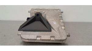 Gebruikte Camera voorzijde Mercedes C Estate (S205) C-350 e 2.0 16V Prijs € 133,10 Inclusief btw aangeboden door Autohandel Didier