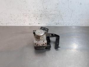 Gebruikte ABS Pomp Renault Koleos I 2.0 dCi 16V Prijs € 133,10 Inclusief btw aangeboden door Autohandel Didier