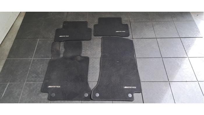 Kit tapis Mercedes C-Klasse