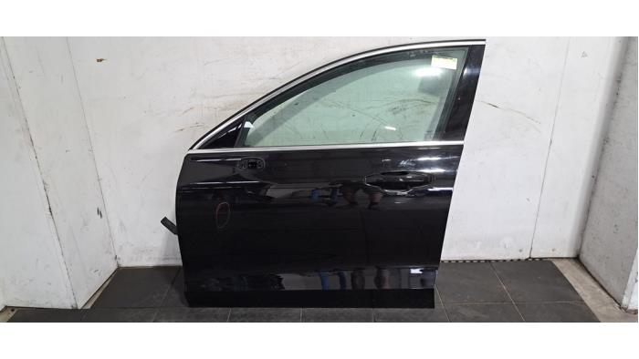 Portier 4Deurs links-voor Volvo V60