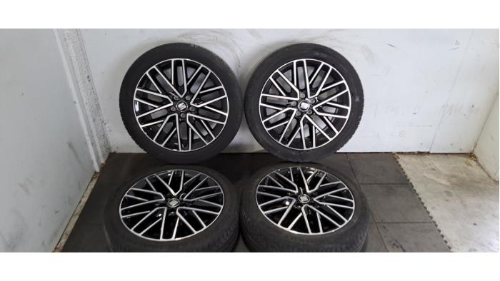 Velgen set + banden Seat Ibiza