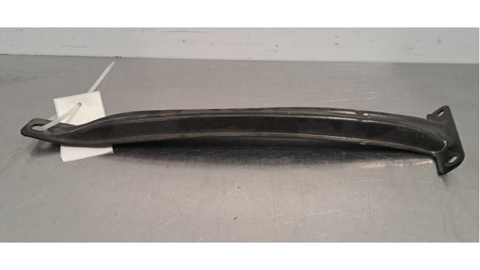 Frontdeel steun Mercedes C-Klasse