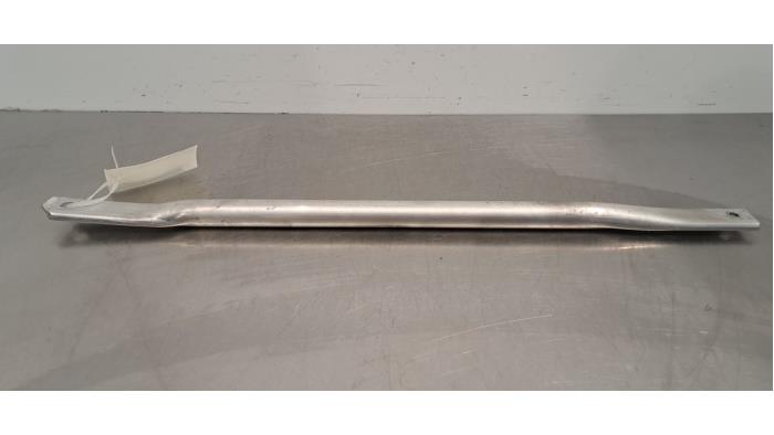 Frontdeel steun Mercedes C-Klasse