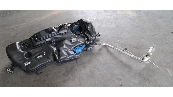 Réservoir de carburant Volvo V60