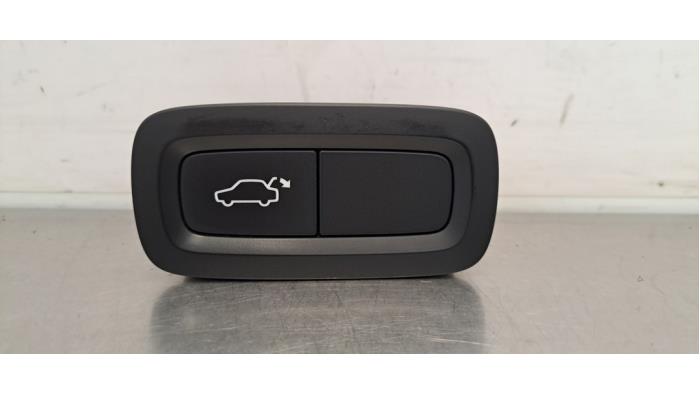 Schakelaar achterklep Volvo V60