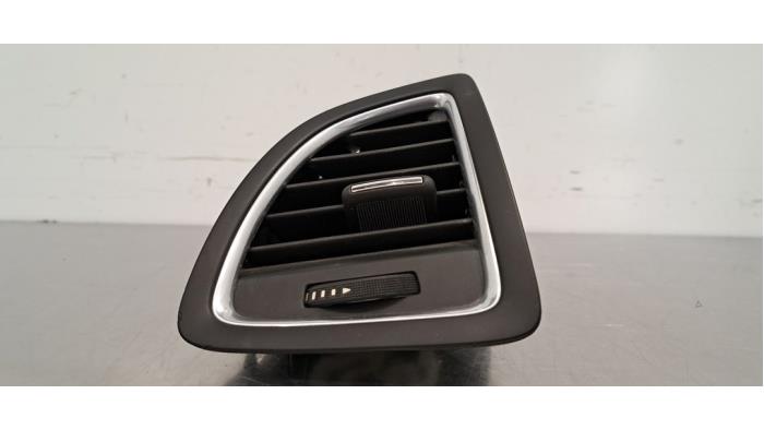 Grille aération tableau de bord Opel Cascada