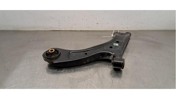 Front wishbone, left Kia EV6