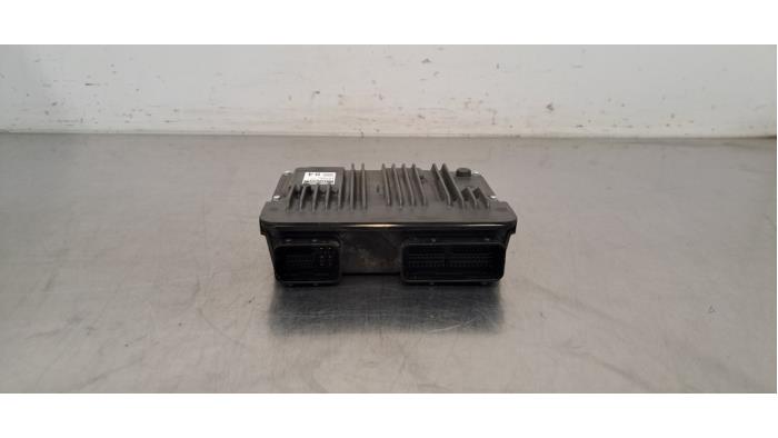 Ordinateur gestion moteur Toyota Corolla