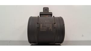 Gebruikte Luchtmassameter Opel Cascada 2.0 CDTI 16V Prijs € 24,20 Inclusief btw aangeboden door Autohandel Didier