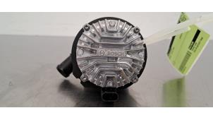 Gebruikte Extra waterpomp Citroen C3 Van (CJ) ë-C3 Prijs € 54,45 Inclusief btw aangeboden door Autohandel Didier