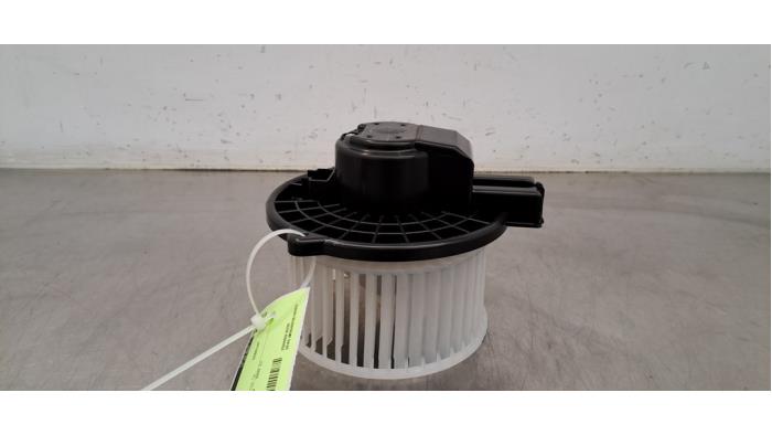Motor de ventilador de calefactor Mazda CX-60