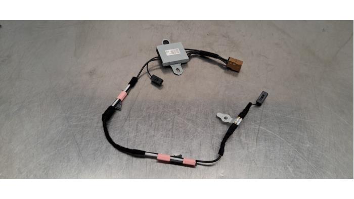 Antenne Versterker Mazda CX-60