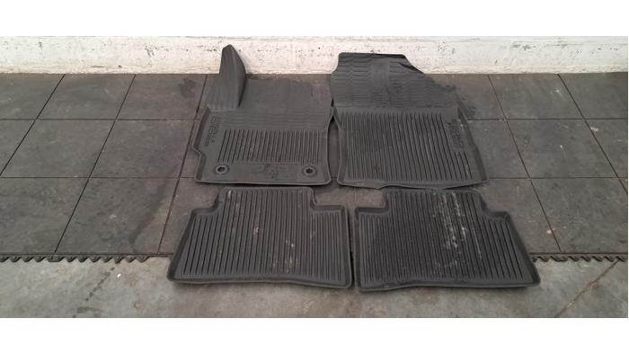 Kit tapis Toyota Corolla