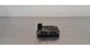 Gebruikte Radar sensor Toyota Corolla Cross 2.0 VVT-i 16V Hybrid 200 Prijs € 296,45 Inclusief btw aangeboden door Autohandel Didier