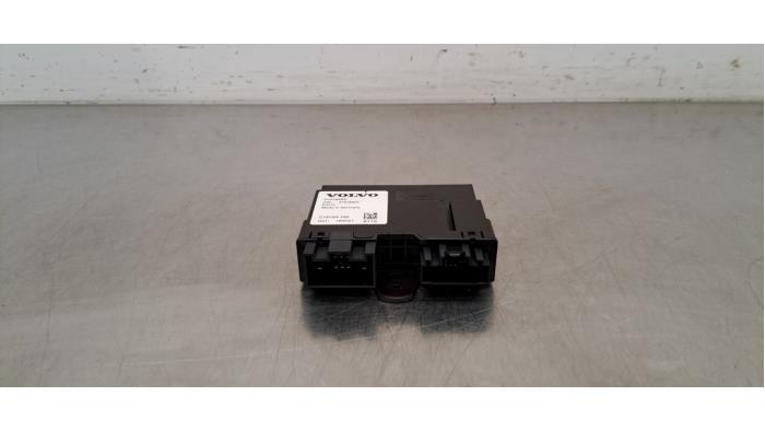 Module passage hayon Volvo XC60