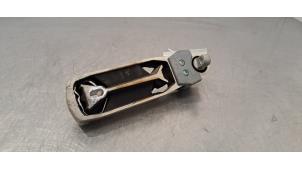 Gebruikte Motorsteun Volvo XC60 II (UZ) 2.0 T8 16V Hybrid AWD Prijs € 36,30 Inclusief btw aangeboden door Autohandel Didier