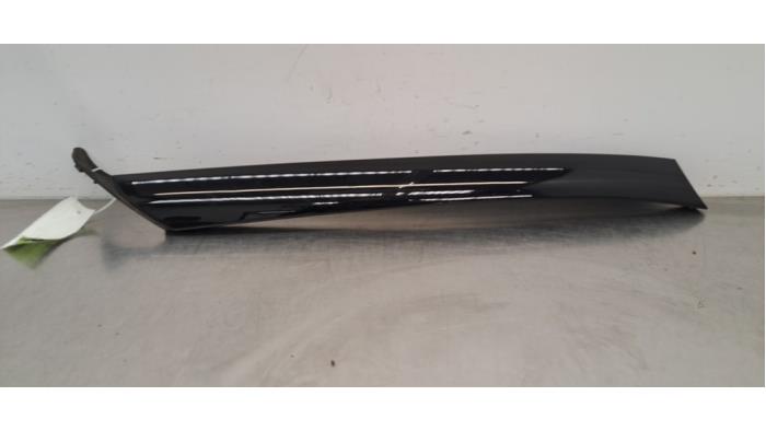Protection montant A gauche Citroen C5-X
