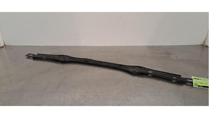Dwarsbalk frontdeel Volvo XC60