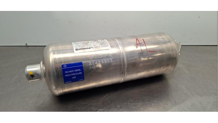 Réservoir d'air Volvo XC60