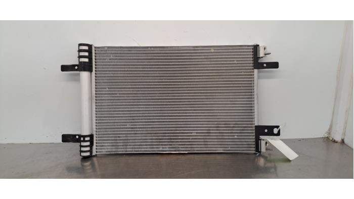 Condensateur clim Peugeot Expert