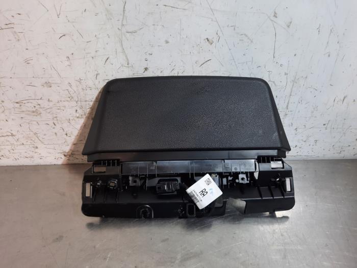 Extra Remlicht midden Renault Arkana
