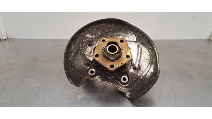 Fusee links-achter Audi Q5