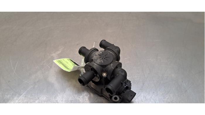 Robinet chauffage électrique Porsche Taycan