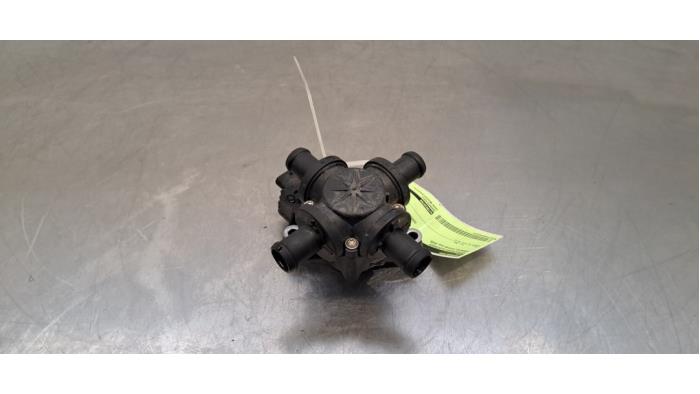 Robinet chauffage électrique Porsche Taycan