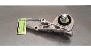 Gebruikte Motorrubber Porsche Taycan Sport Turismo (Y1C) 79 kWh Prijs € 108,90 Inclusief btw aangeboden door Autohandel Didier