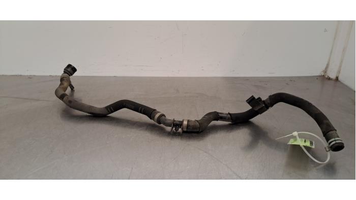 Tuyau radiateur Porsche Taycan
